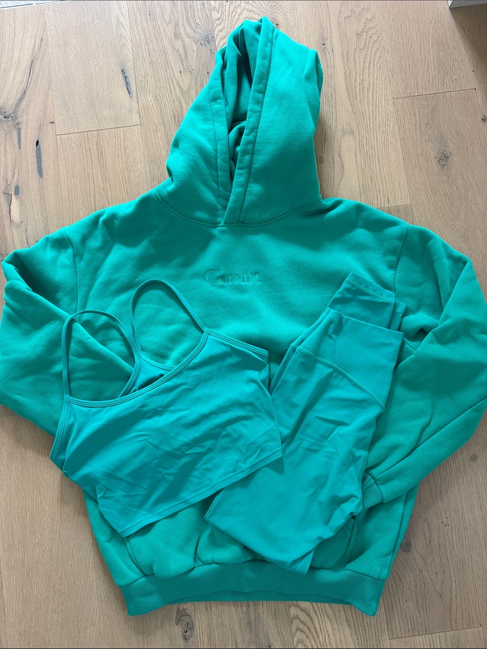 Comfrt 3-Piece Matching Set Hoodie Leggings Sports Bra Teal Green S/M
